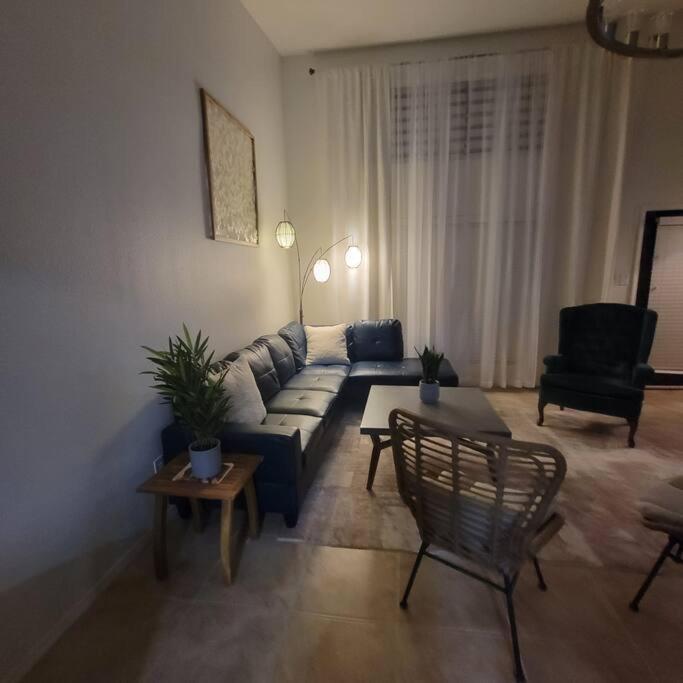 The Ritz Spa Sanctuary Hot Tub/Patio/Fam/Pet Las Cruces Bagian luar foto