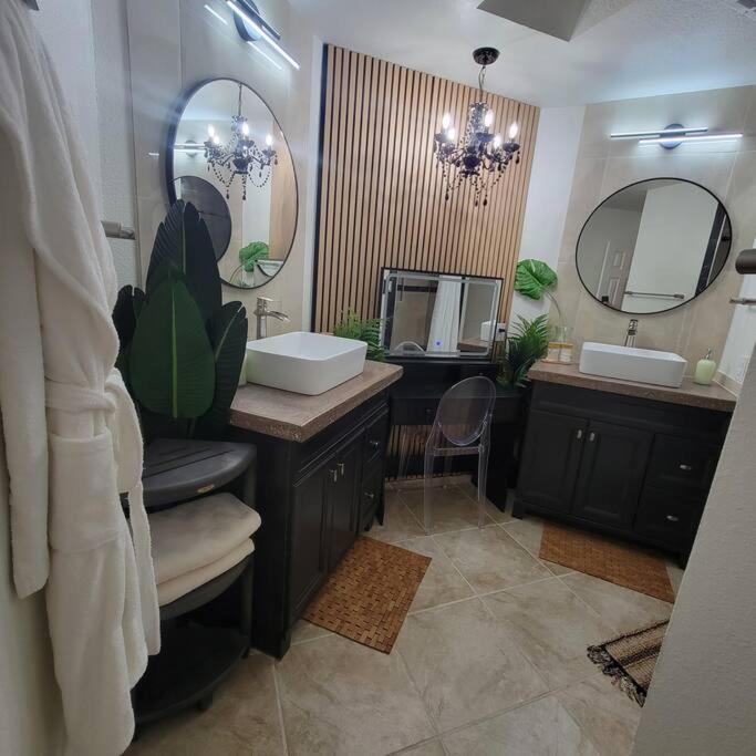 The Ritz Spa Sanctuary Hot Tub/Patio/Fam/Pet Las Cruces Bagian luar foto