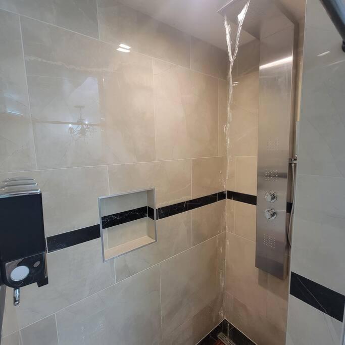 The Ritz Spa Sanctuary Hot Tub/Patio/Fam/Pet Las Cruces Bagian luar foto