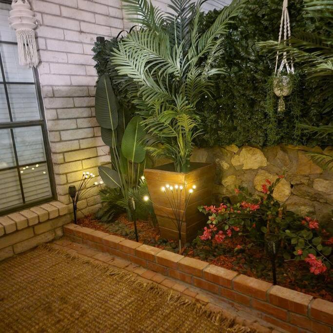 The Ritz Spa Sanctuary Hot Tub/Patio/Fam/Pet Las Cruces Bagian luar foto
